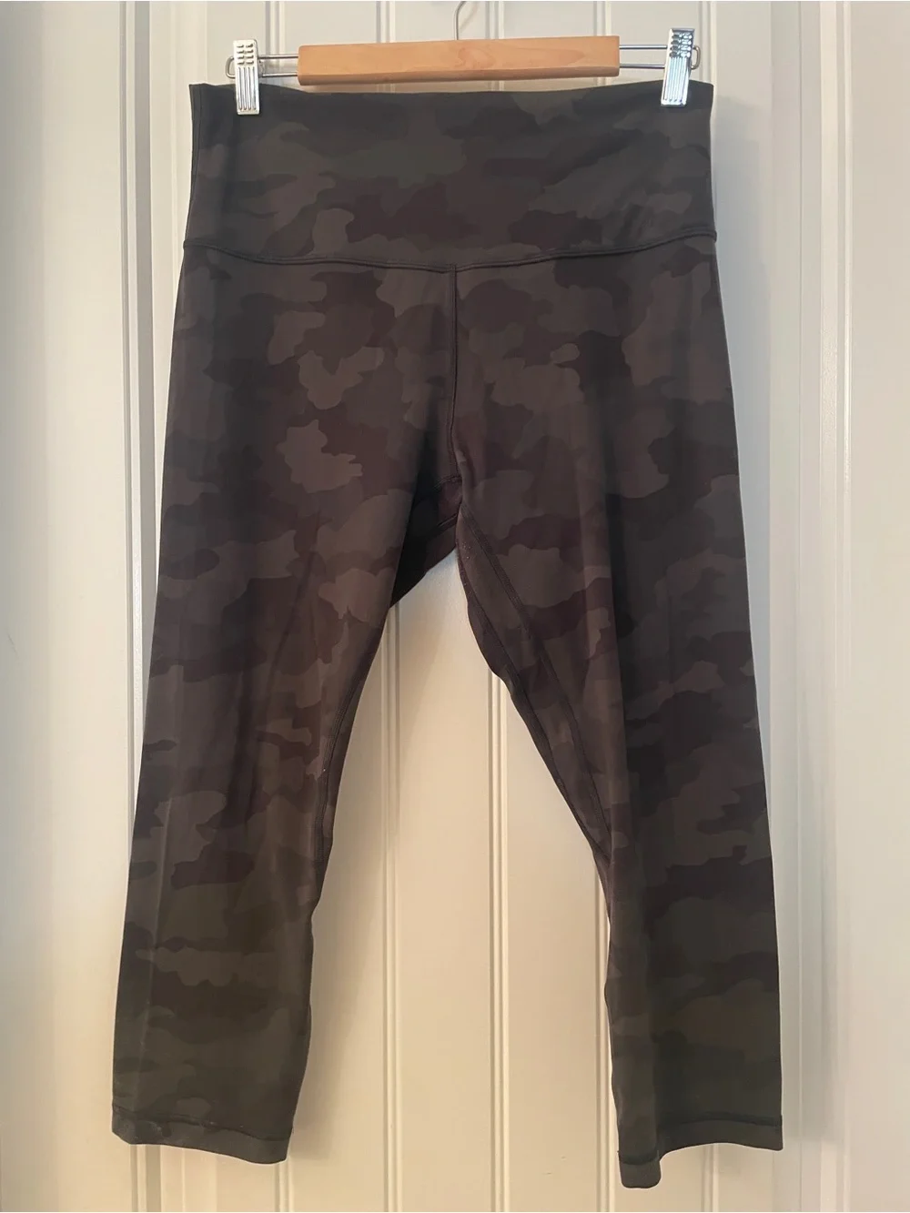 lululemon athletica Align Women's Camo High-Rise Crop Leggings - Black/Gray 12